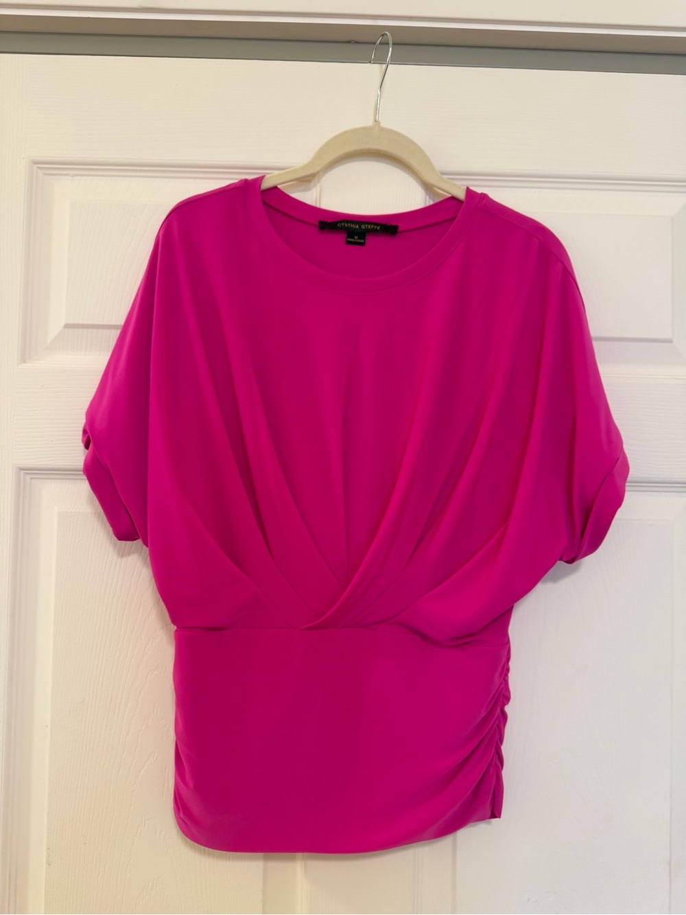 Cynthia Steffe Fuchsia Ruched Dolman Short Sleeve Top
